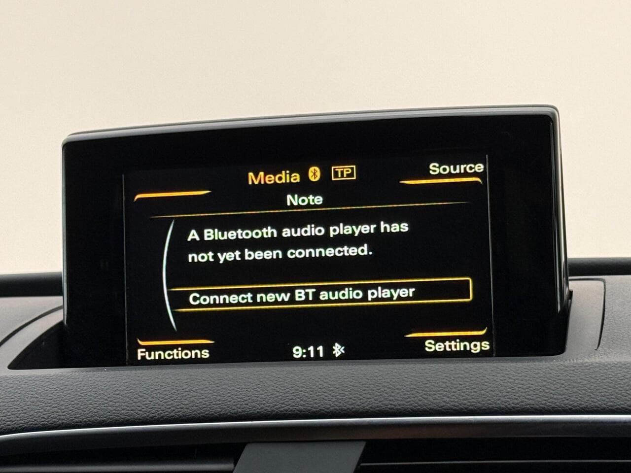 Audi Q3 thumbnail Infotainment System