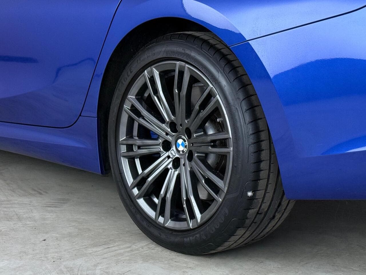 BMW 3 Series thumbnail Wheel