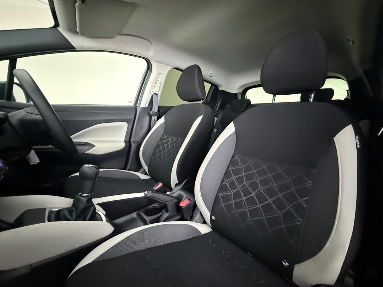 Nissan Micra thumbnail Seat Front Passenger