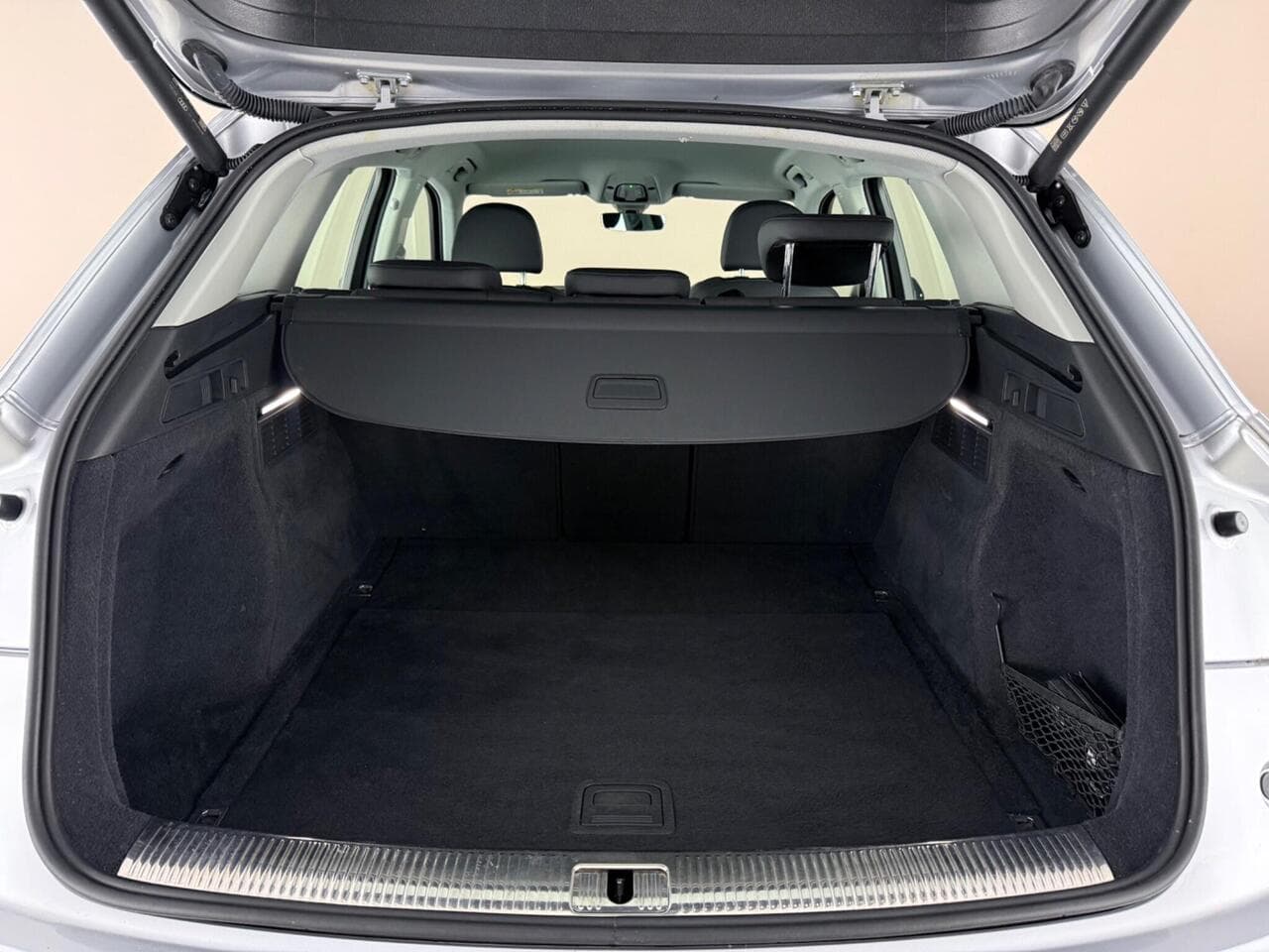 Audi Q5 thumbnail Boot
