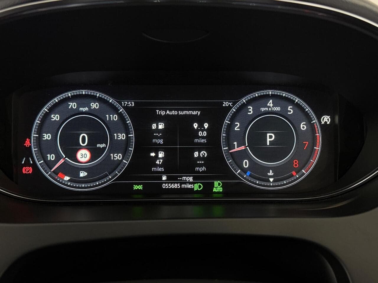 Jaguar E-PACE thumbnail Driver Instruments