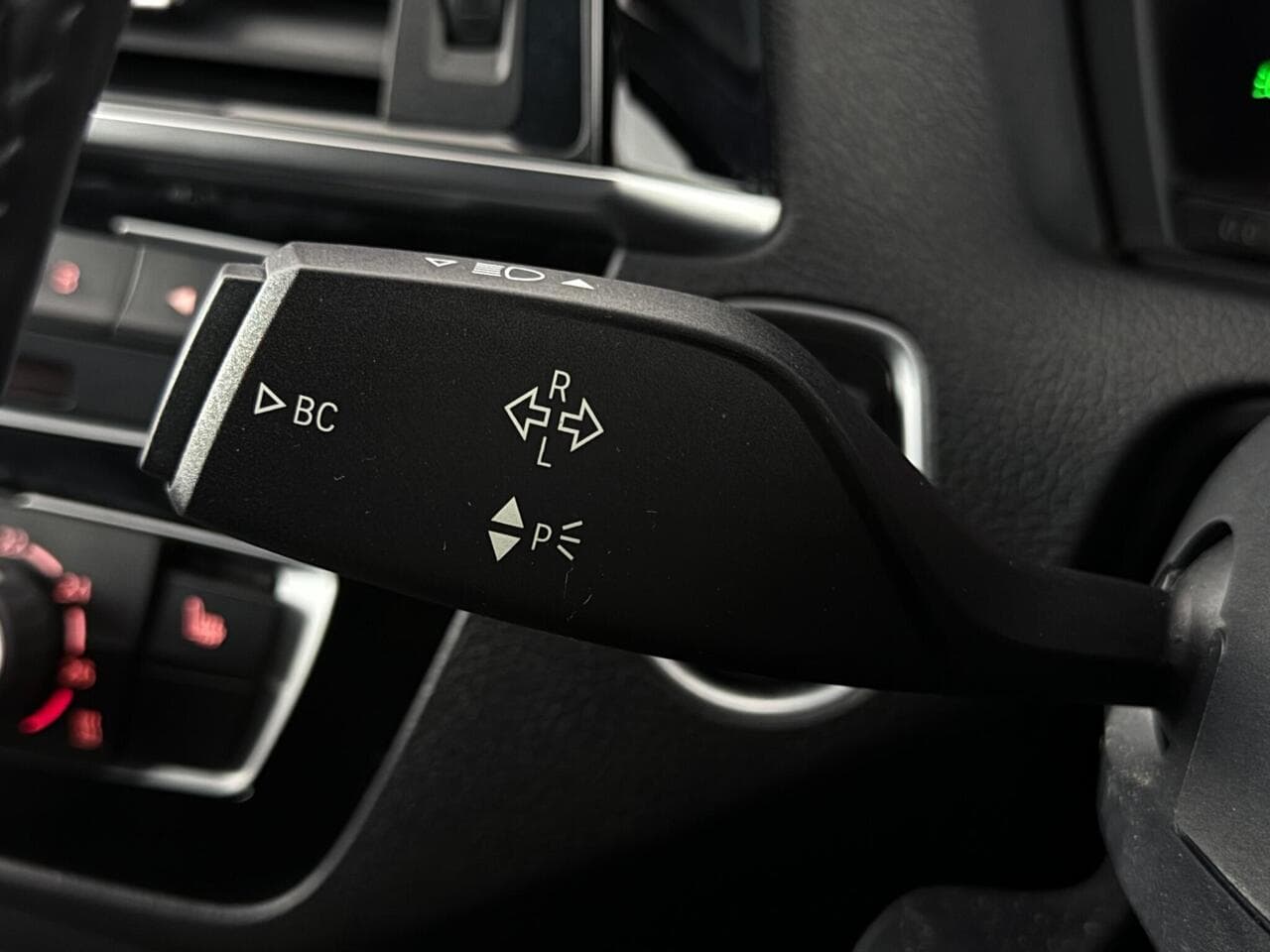BMW 1 Series thumbnail Misc Controls