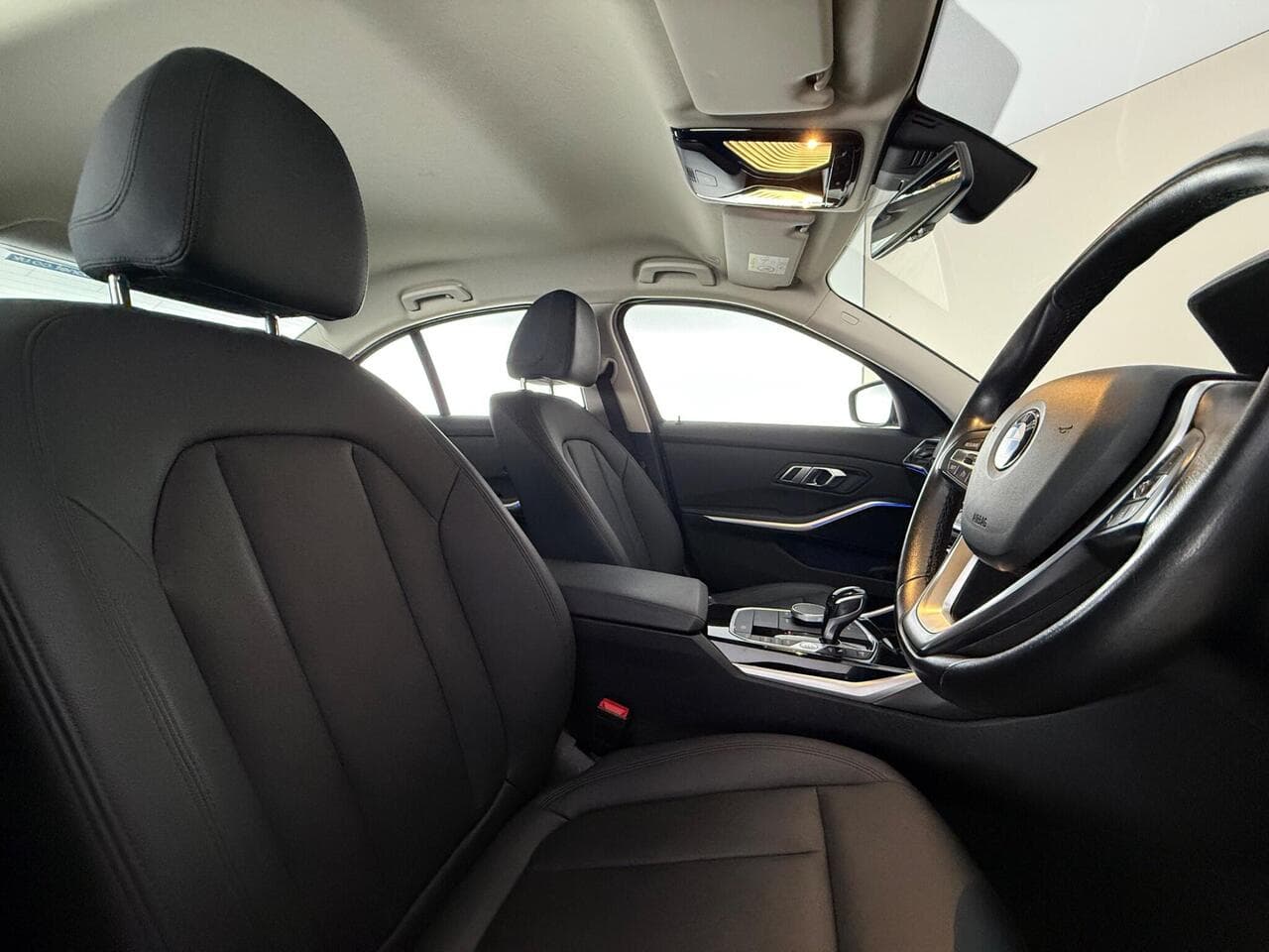 BMW 3 Series thumbnail Seat Driver
