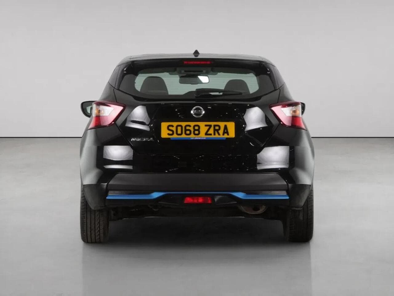 Nissan Micra thumbnail Rear