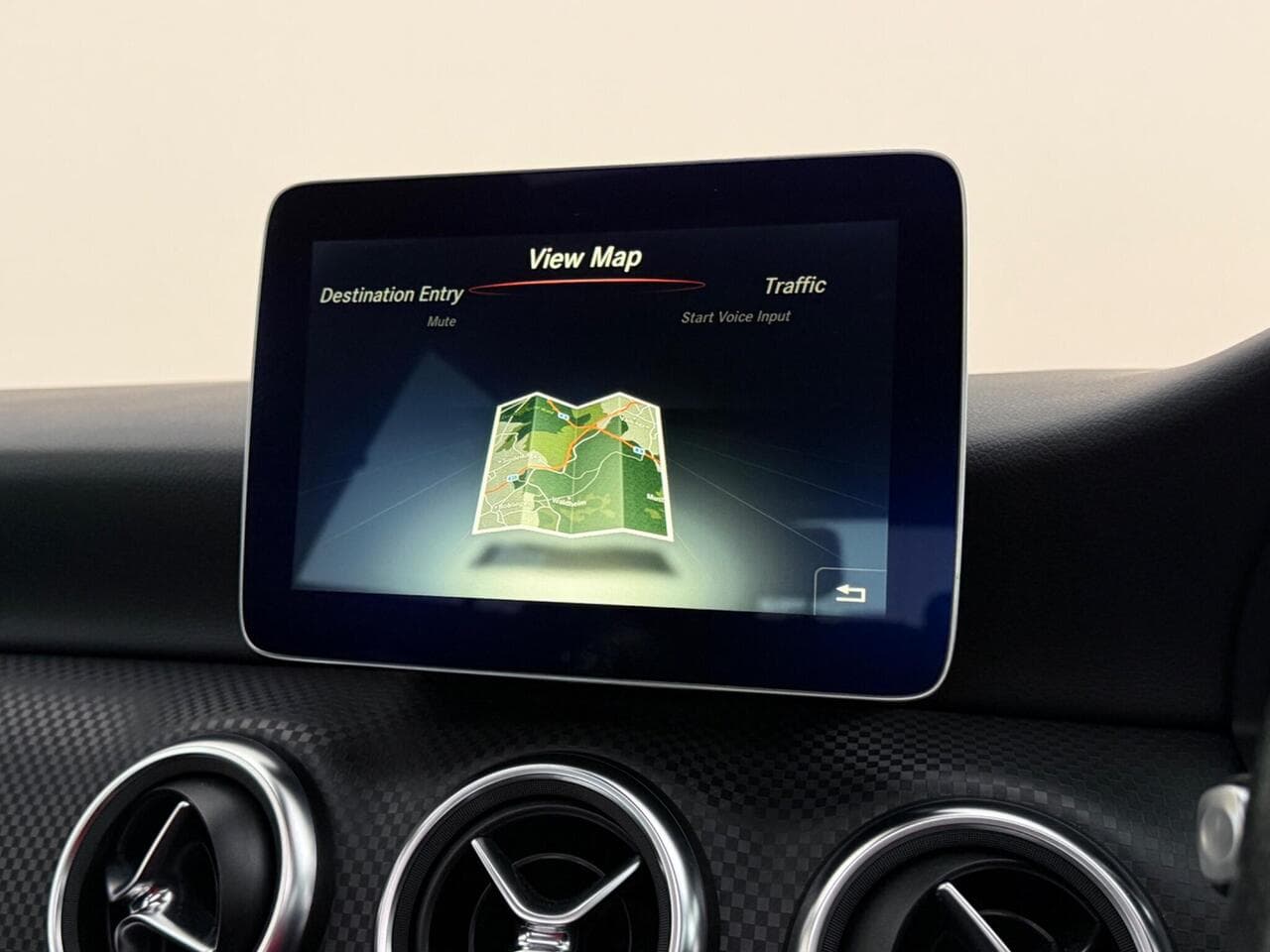 Mercedes-Benz A Class thumbnail Infotainment System