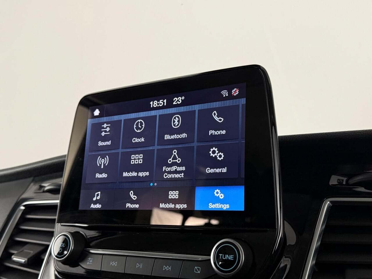 Ford Transit Custom thumbnail Infotainment System