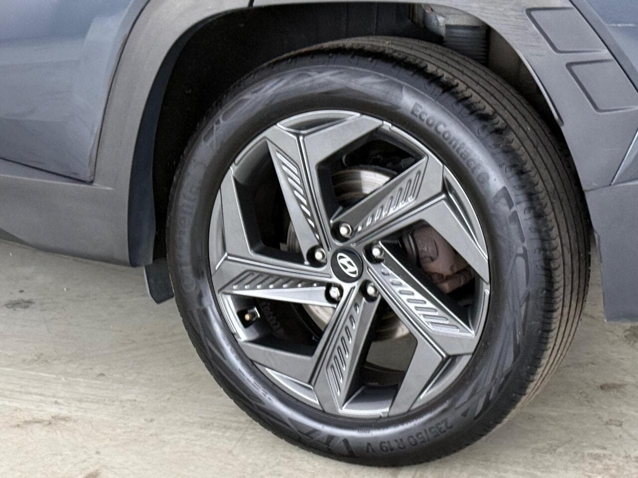 Hyundai TUCSON thumbnail Wheel