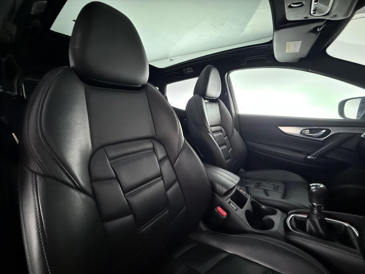 Nissan Qashqai thumbnail Seat Driver