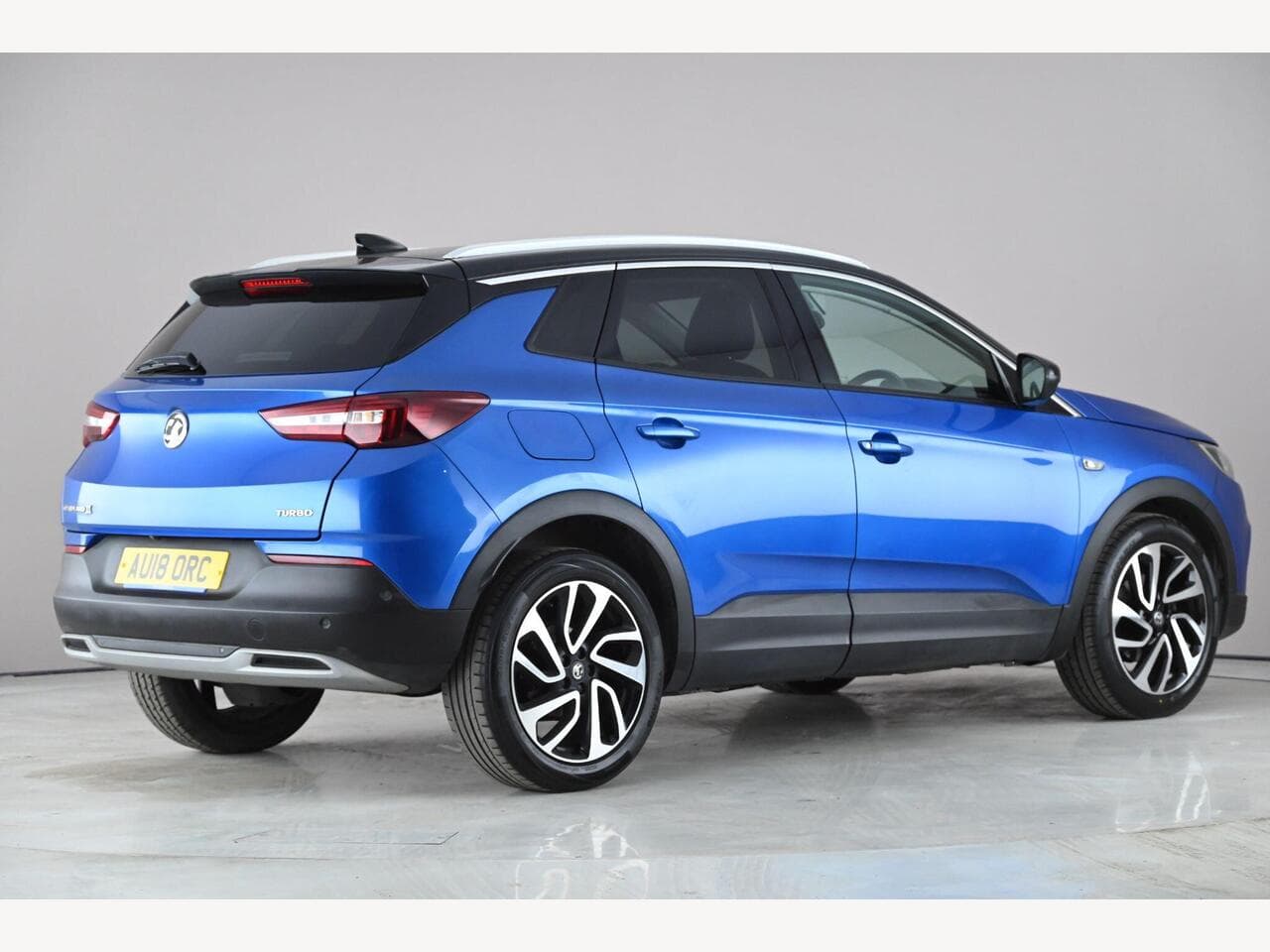 Vauxhall Grandland X thumbnail Rear Right