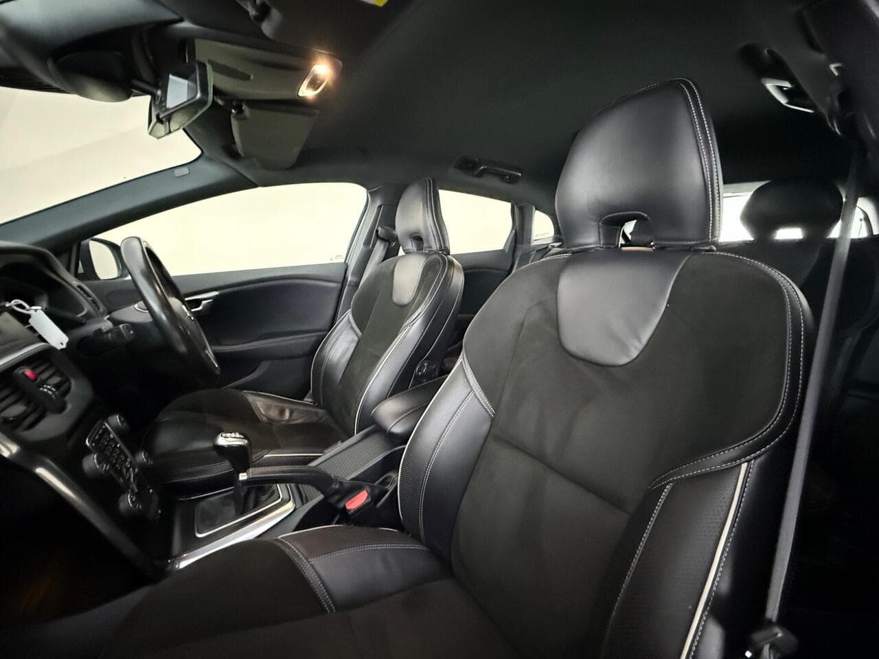 Volvo V40 thumbnail Seat Front Passenger