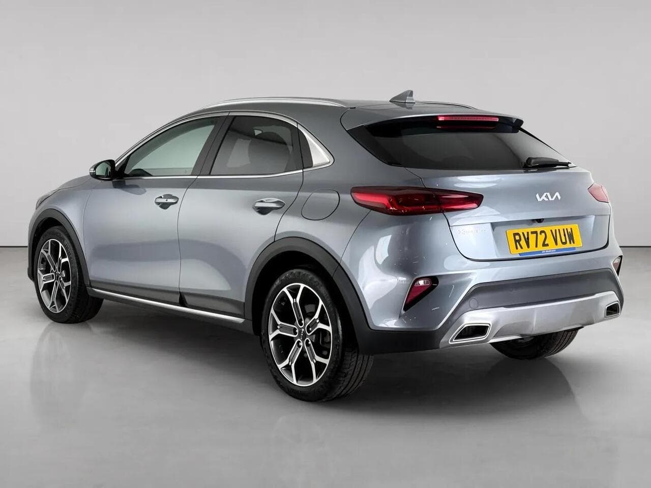 Kia XCeed thumbnail Rear Left