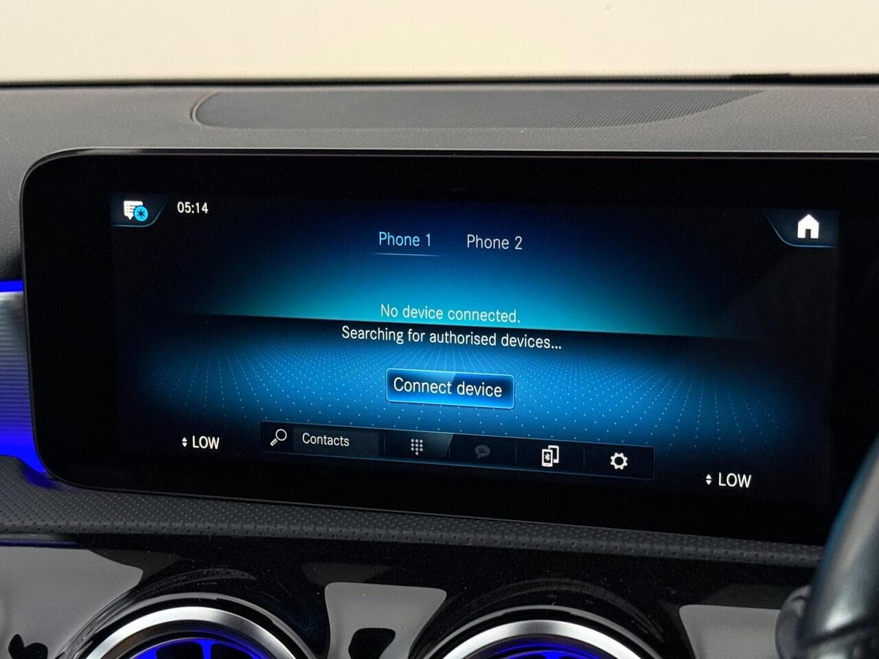 Mercedes-Benz A Class thumbnail Infotainment System