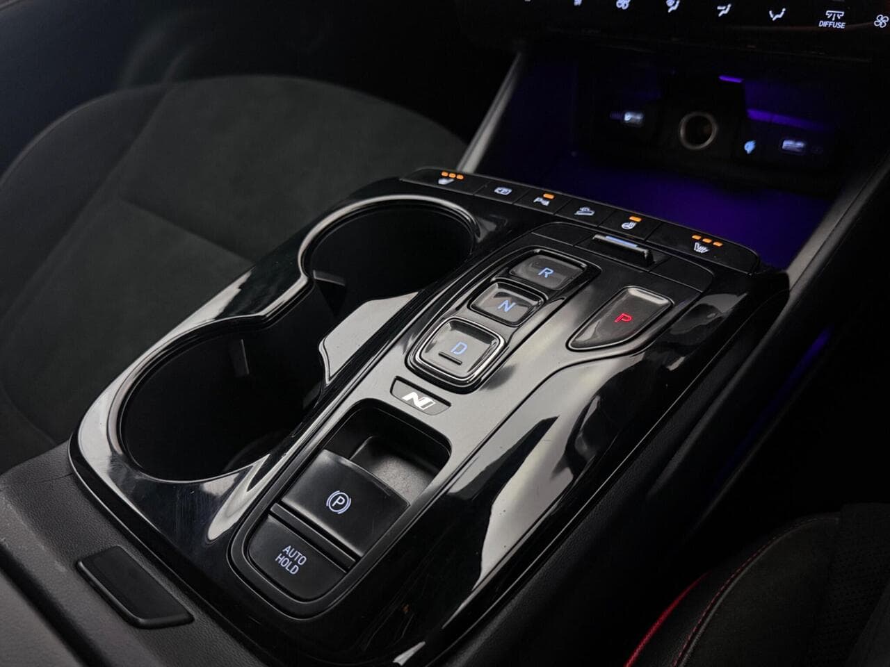 Hyundai TUCSON thumbnail Interior Front
