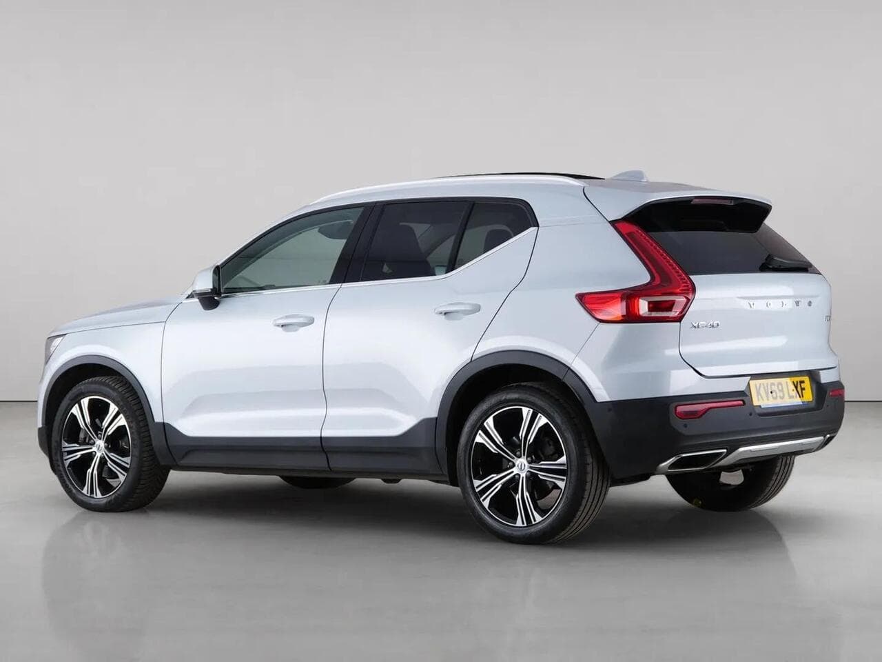Volvo XC40 thumbnail Inconclusive