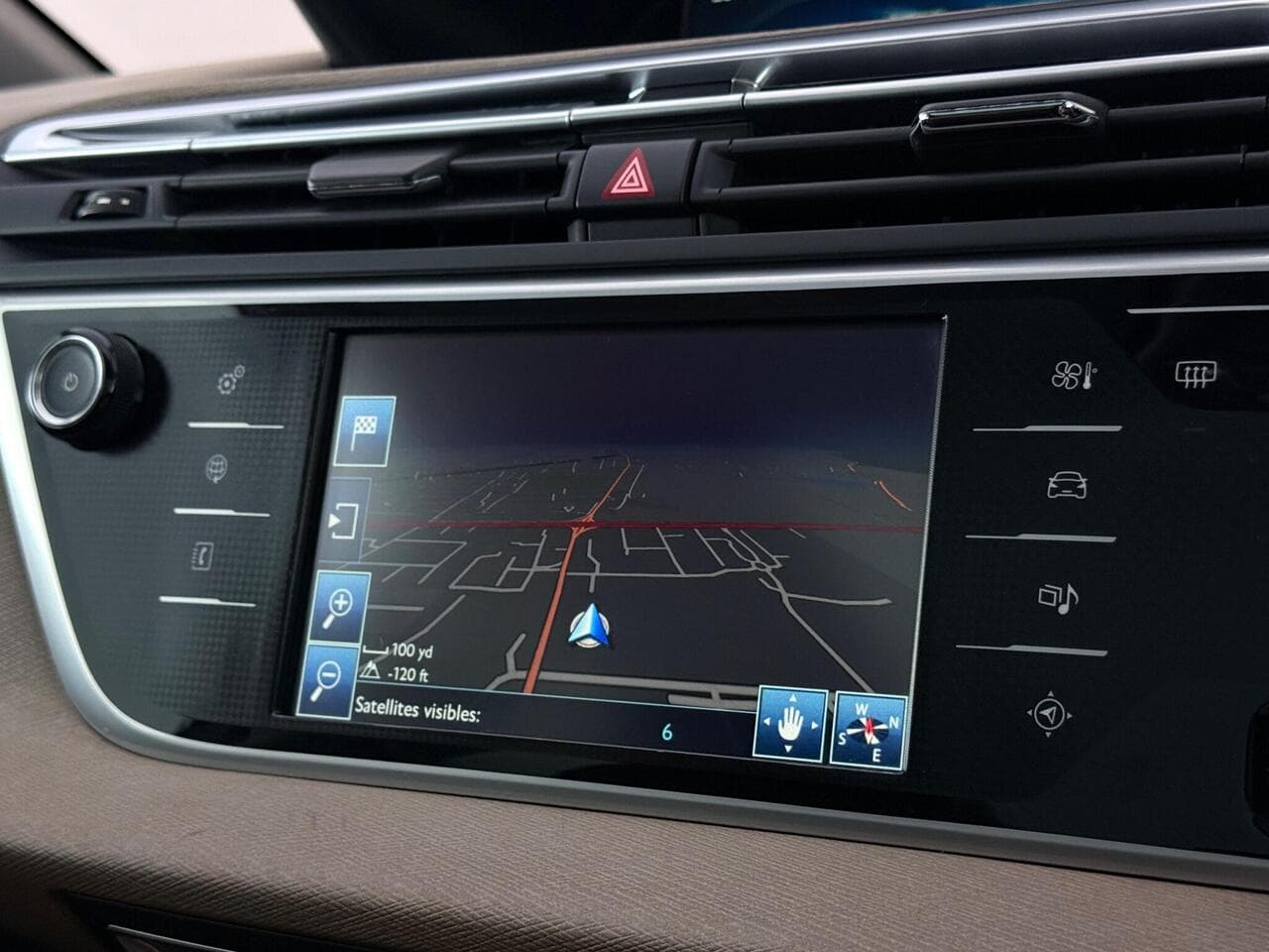 Citroen Grand C4 Picasso thumbnail Infotainment System