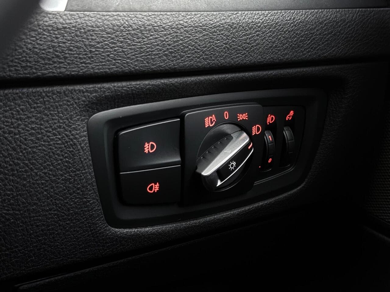 BMW 1 Series thumbnail Misc Controls