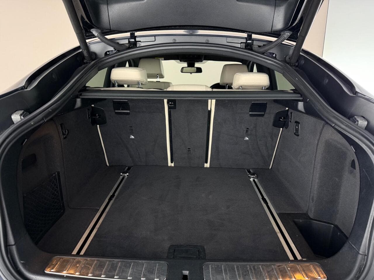 BMW X4 thumbnail Boot