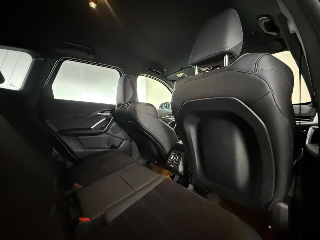 BMW X1 thumbnail Seats Rear