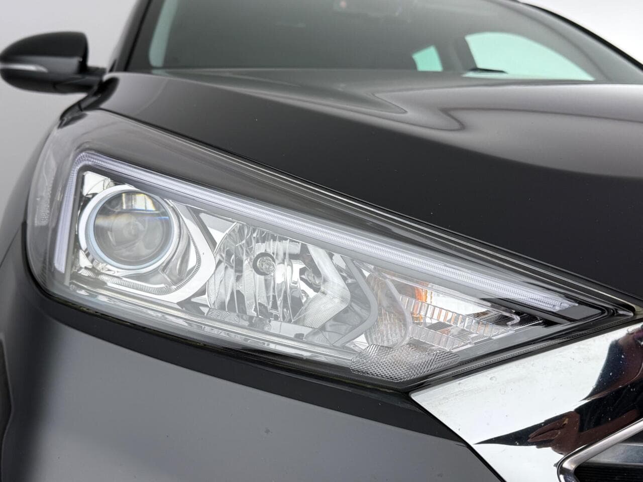 Hyundai TUCSON thumbnail Lights Front