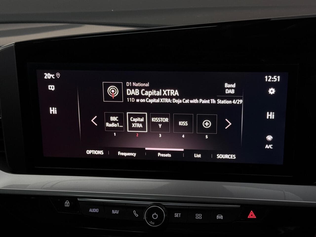 Vauxhall Mokka thumbnail Infotainment System