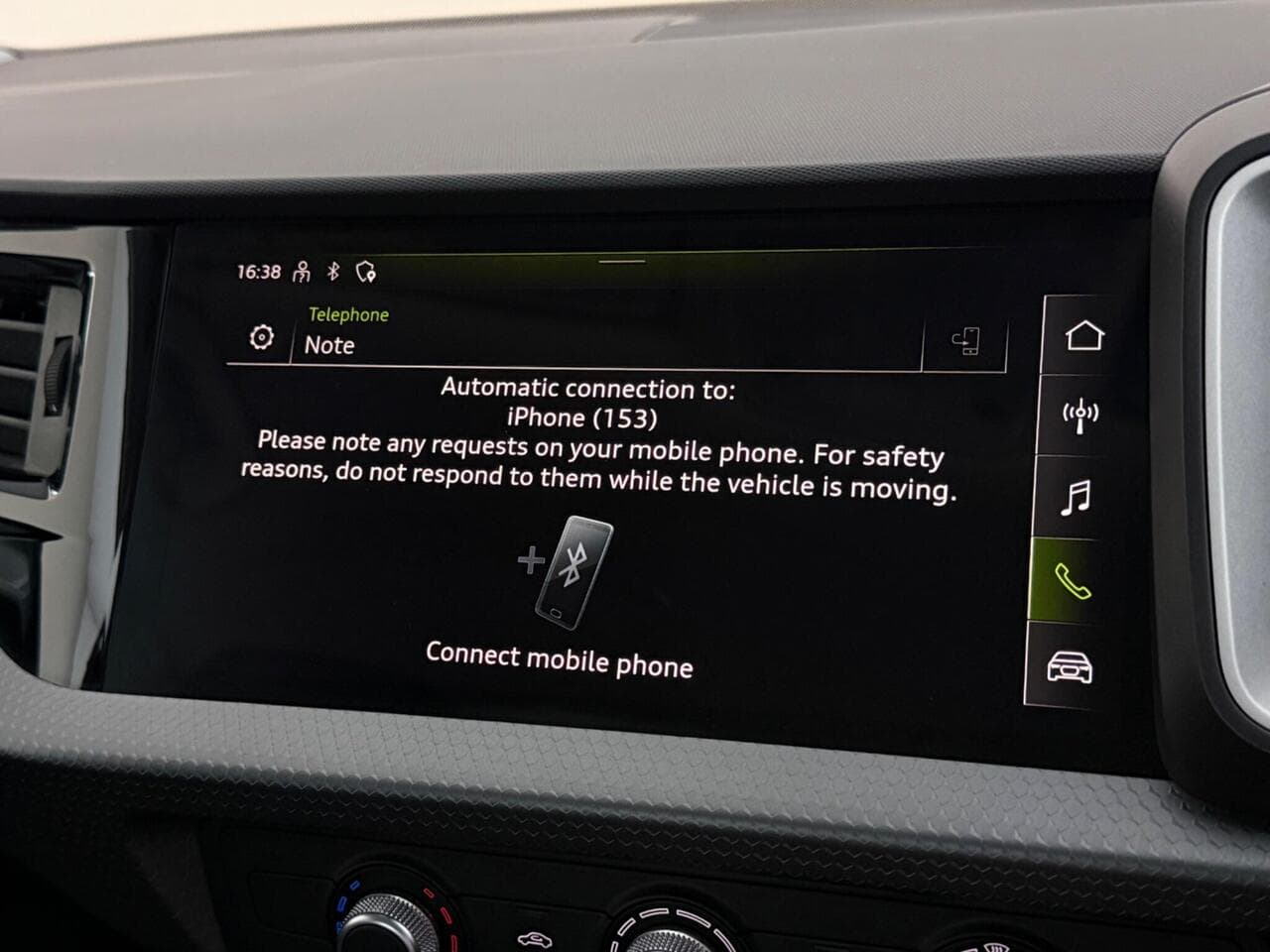Audi A1 thumbnail Infotainment System