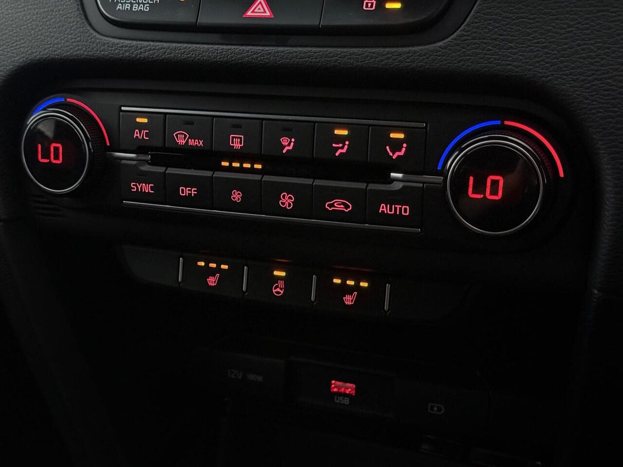Kia Ceed thumbnail Misc Controls