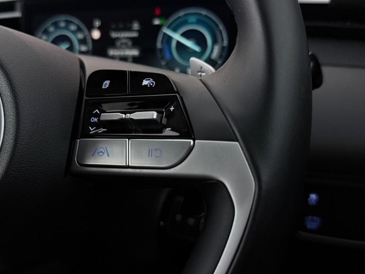 Hyundai TUCSON thumbnail Misc Controls