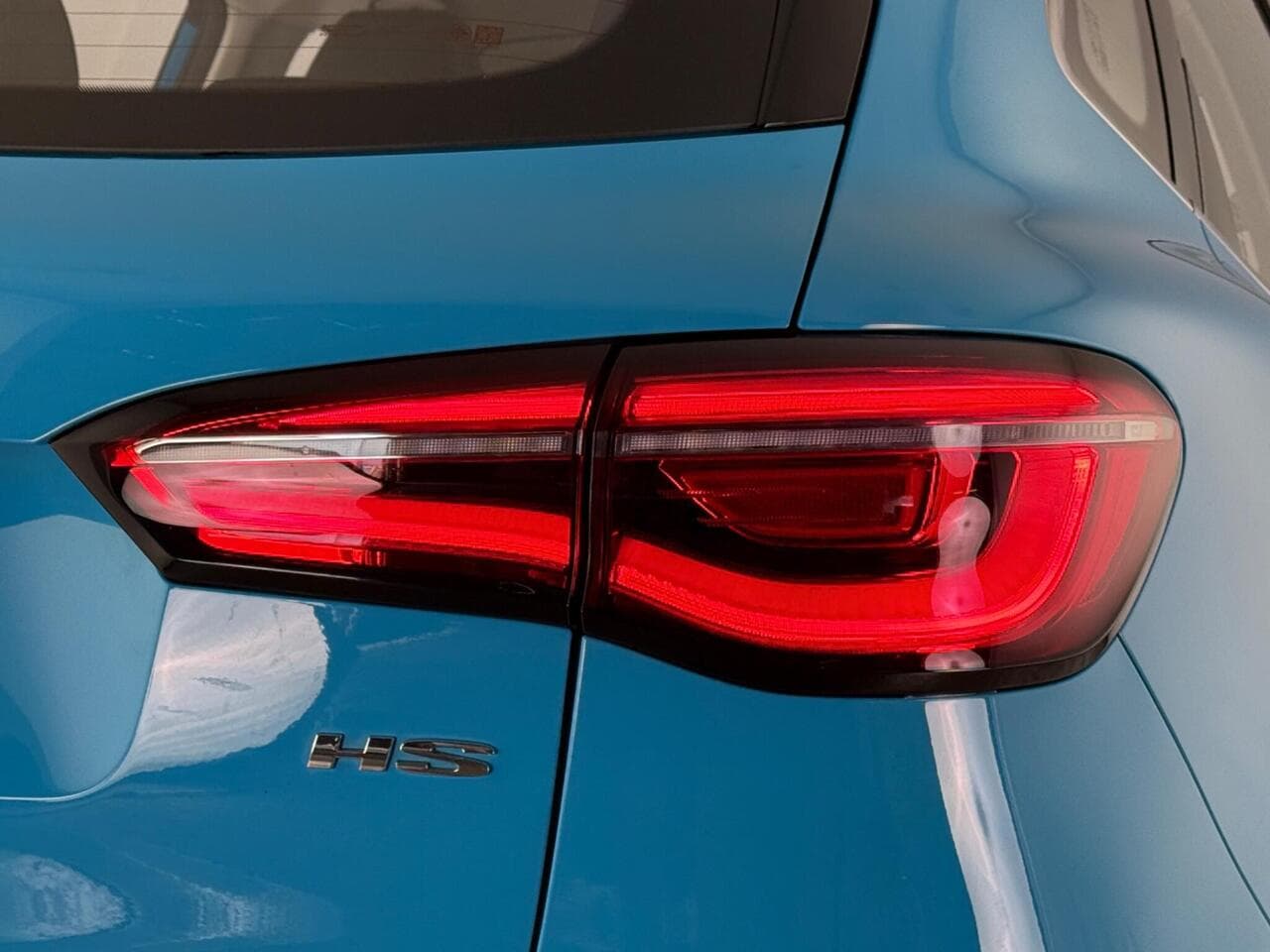 MG MG HS thumbnail Lights Rear