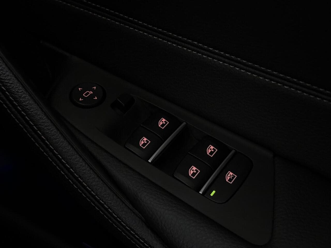 BMW 5 Series thumbnail Misc Controls