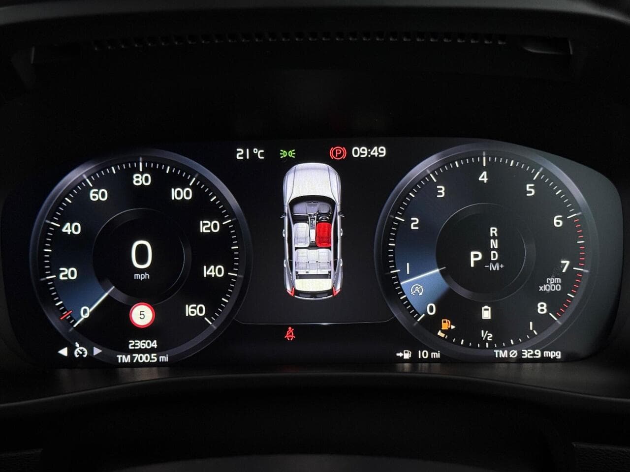 Volvo XC40 thumbnail Driver Instruments