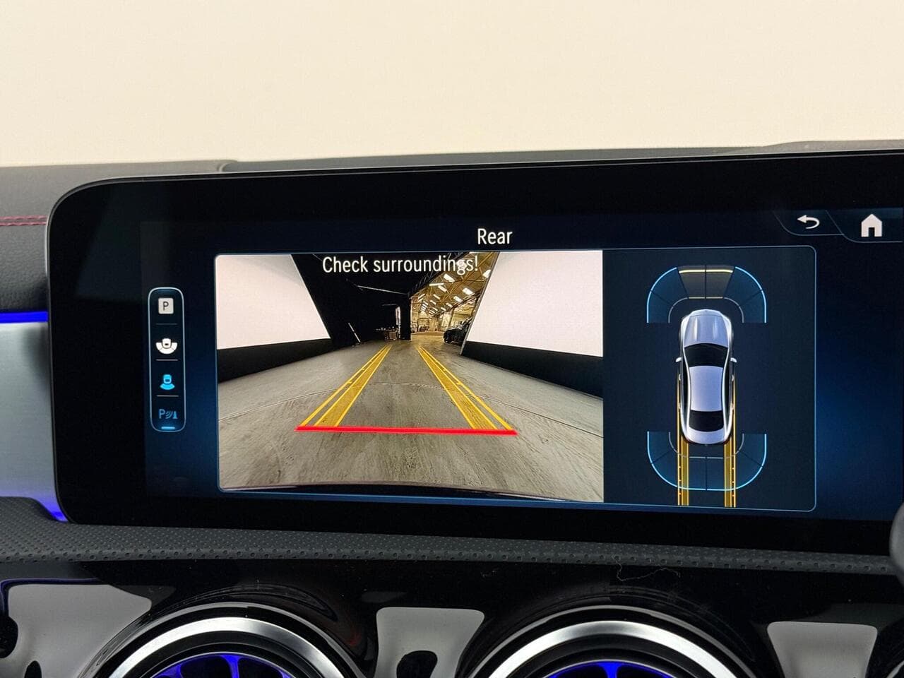 Mercedes-Benz CLA thumbnail Infotainment System