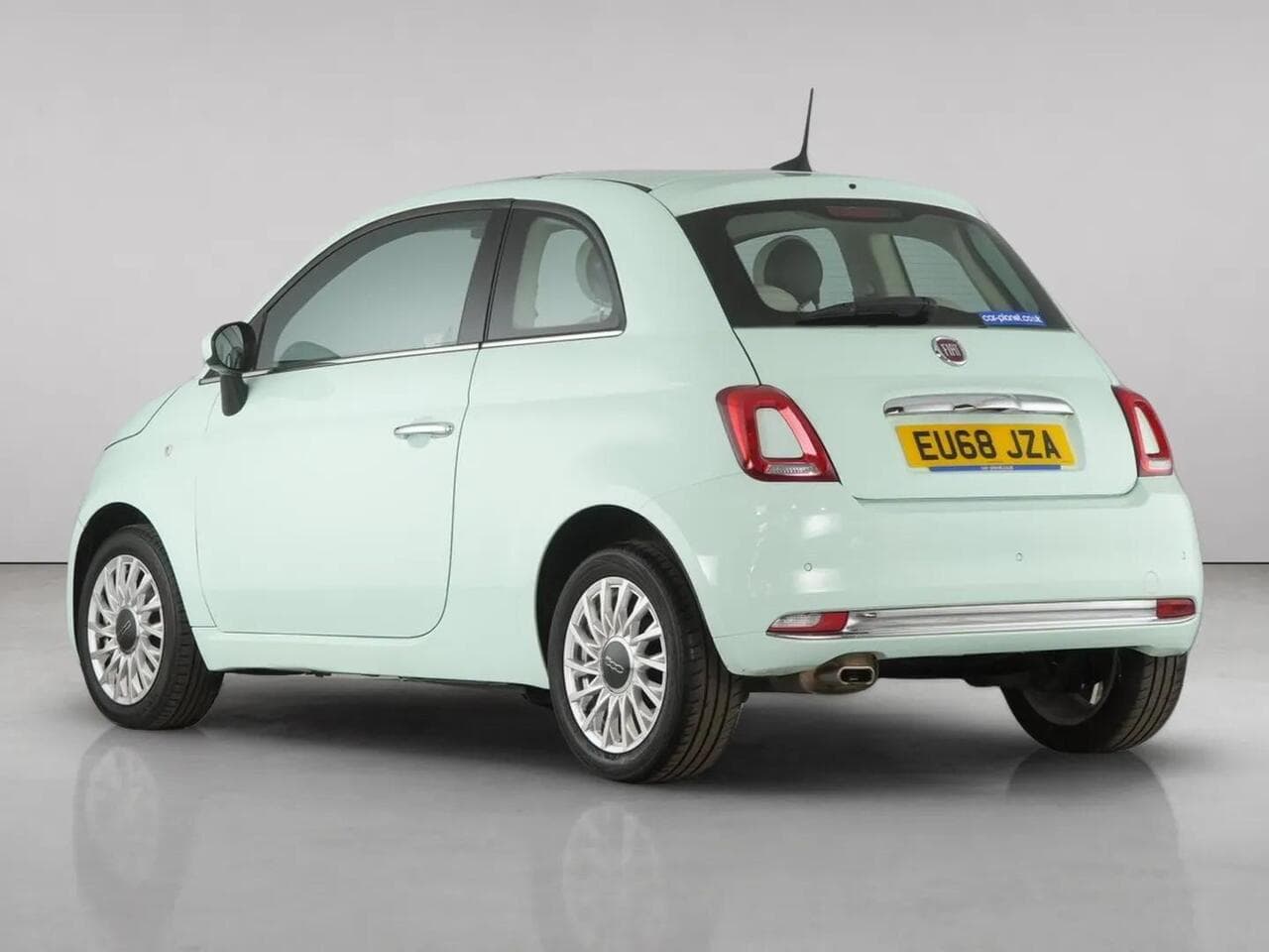 Fiat 500 thumbnail Rear Left