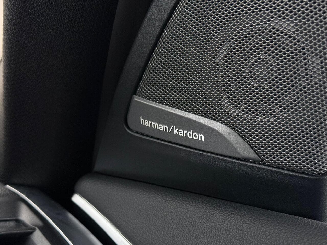 BMW X3 thumbnail Misc Controls