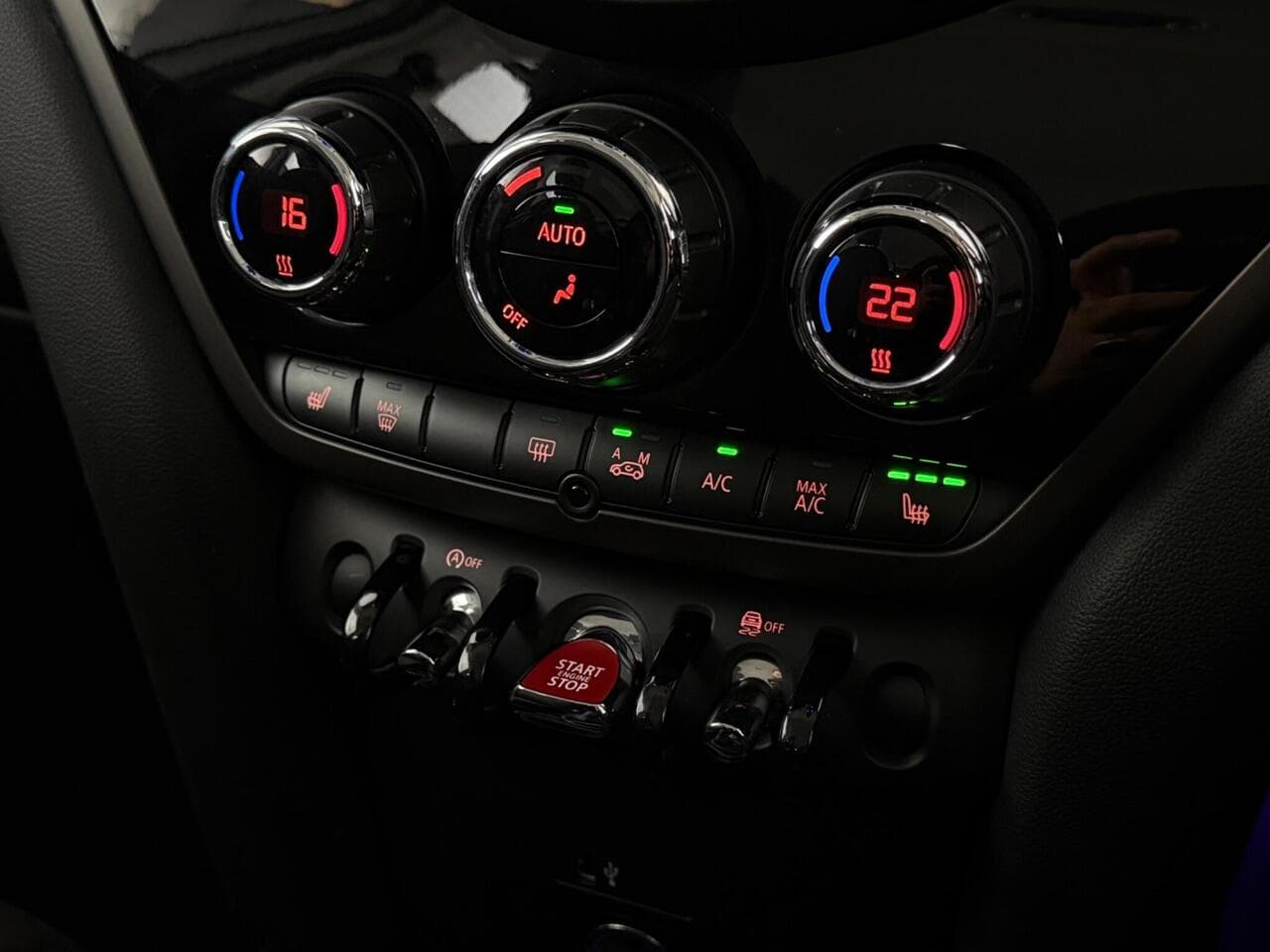MINI Countryman thumbnail Misc Controls