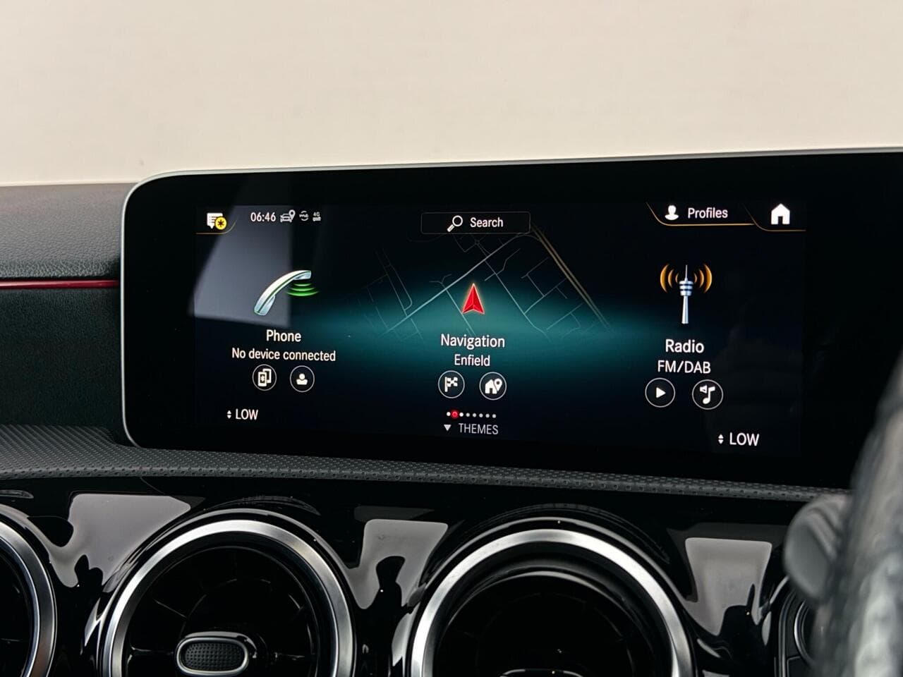 Mercedes-Benz A Class thumbnail Infotainment System