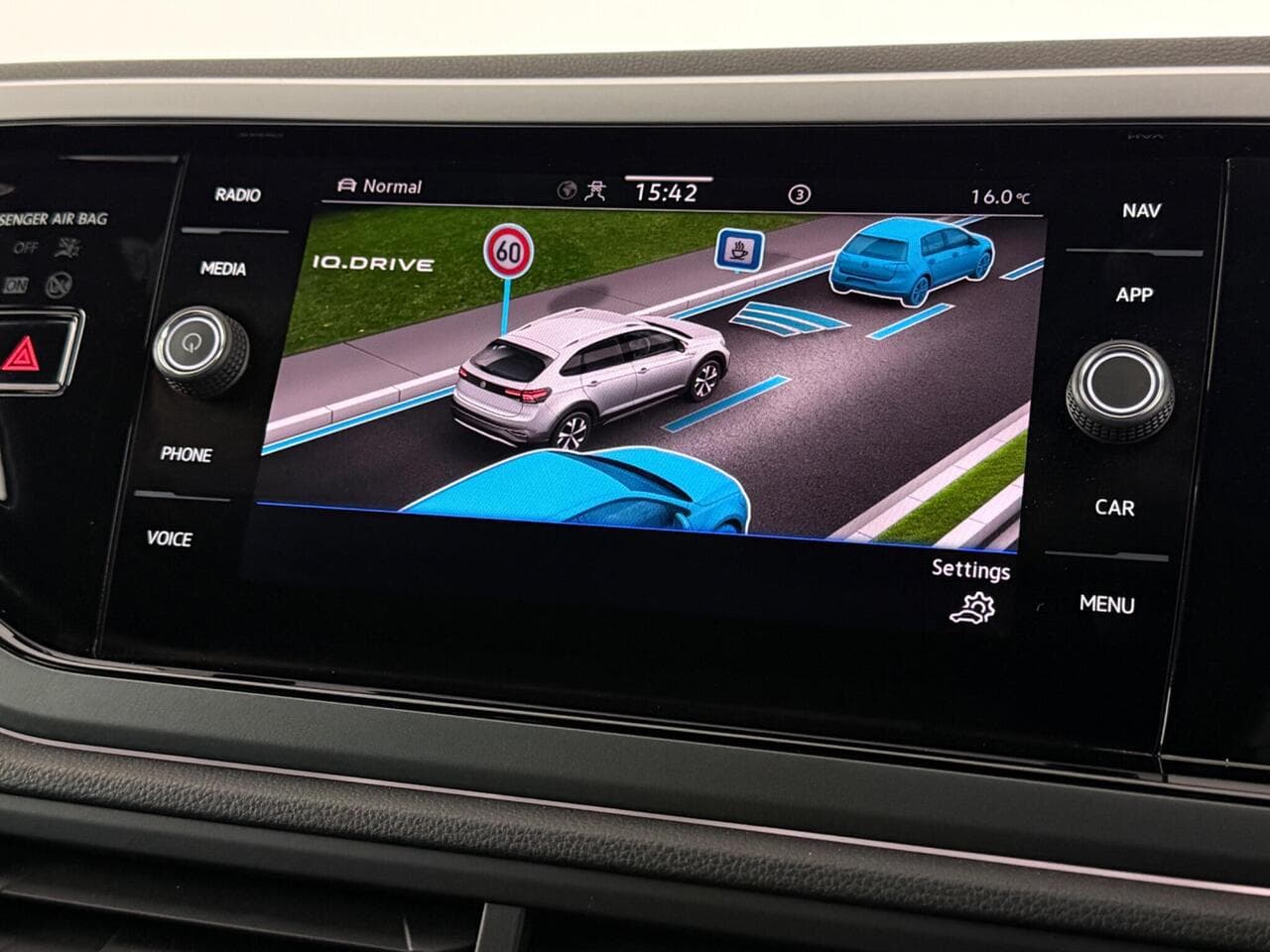 Volkswagen Taigo thumbnail Infotainment System