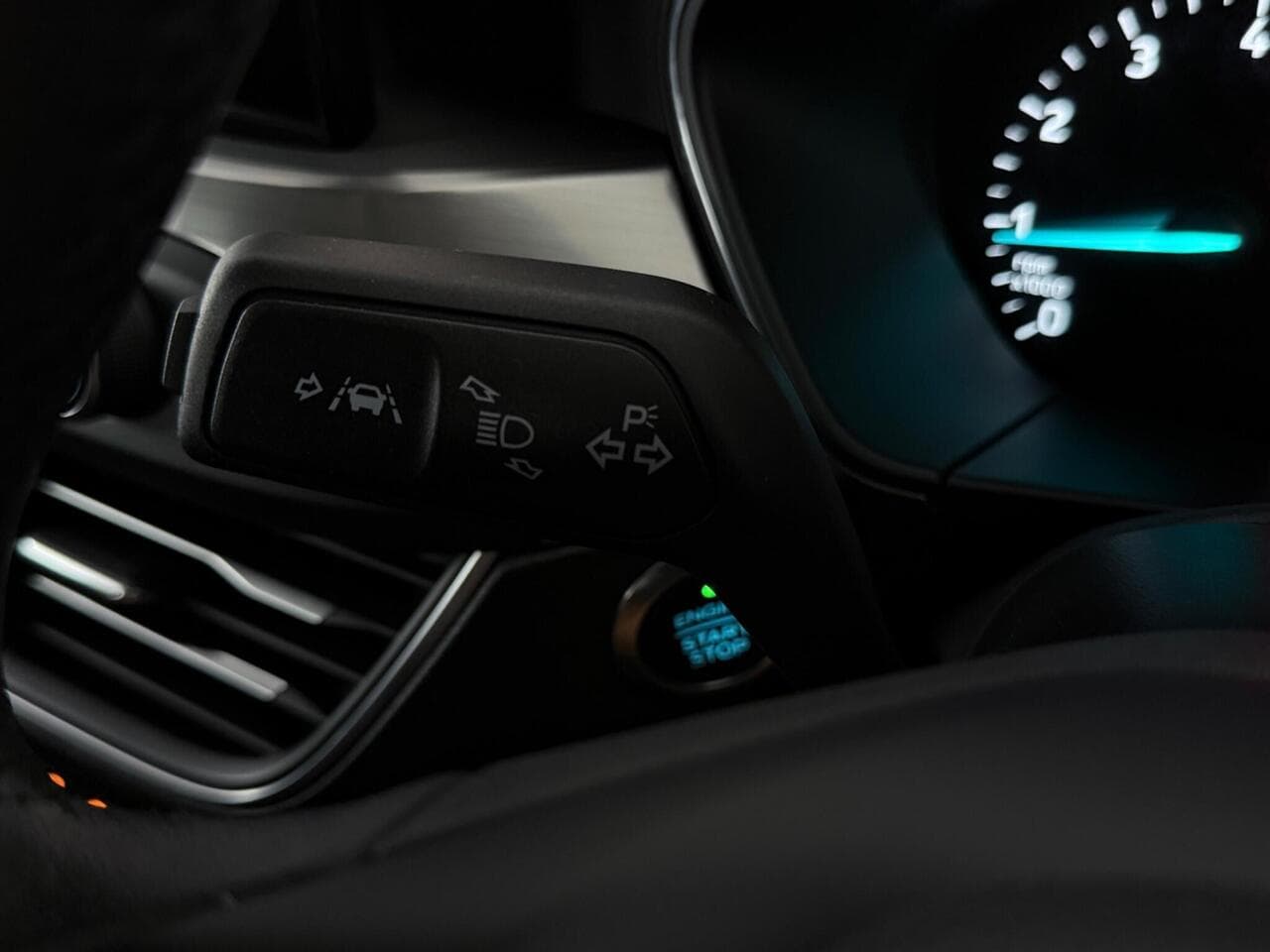 Ford Focus thumbnail Misc Controls