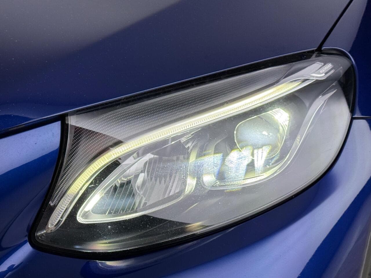 Mercedes-Benz GLC thumbnail Lights Front