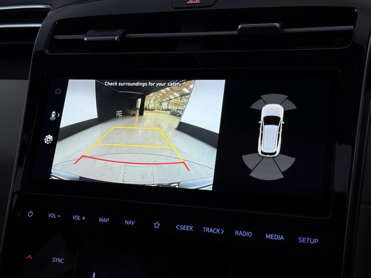 Hyundai TUCSON thumbnail Infotainment System