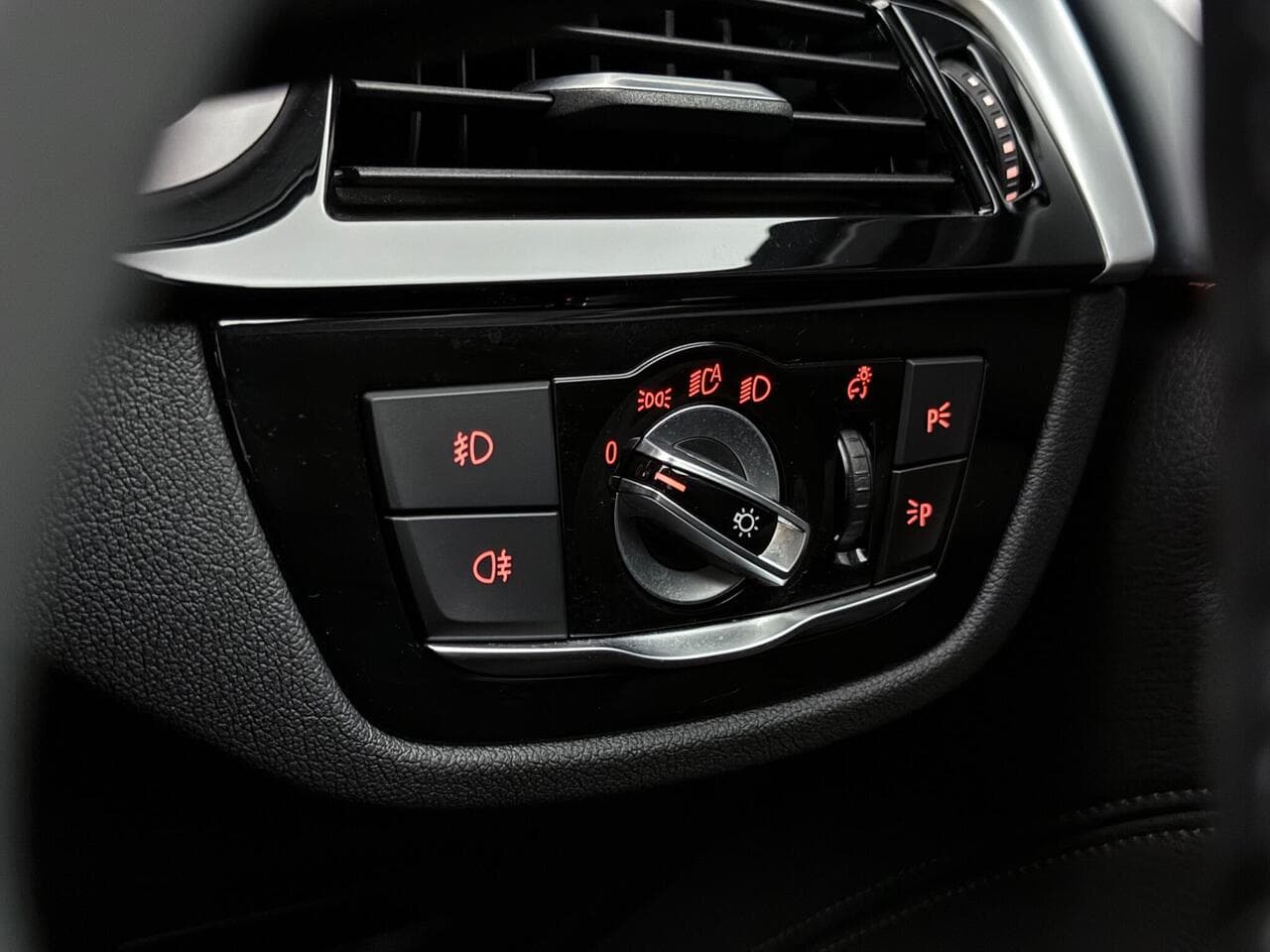 BMW 5 Series thumbnail Misc Controls