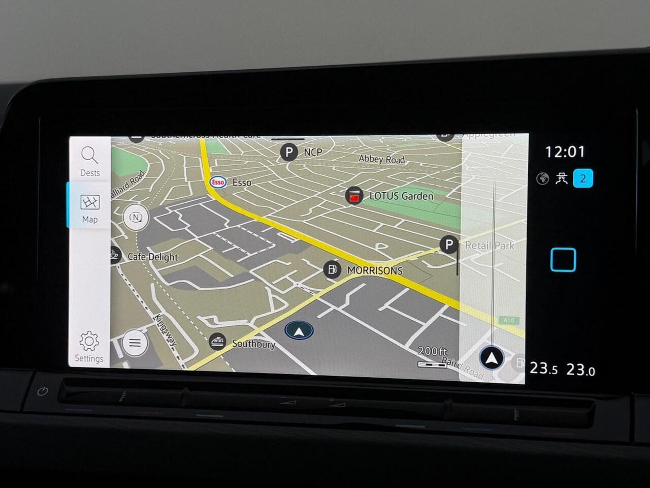 Volkswagen Golf thumbnail Infotainment System
