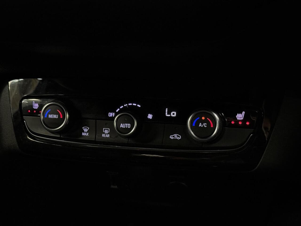 Vauxhall Corsa thumbnail Misc Controls