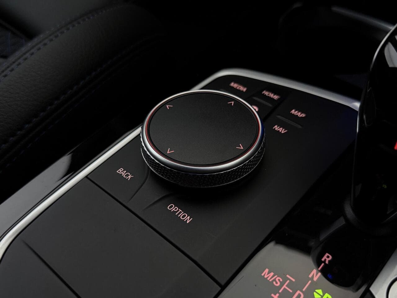 BMW 1 Series thumbnail Misc Controls