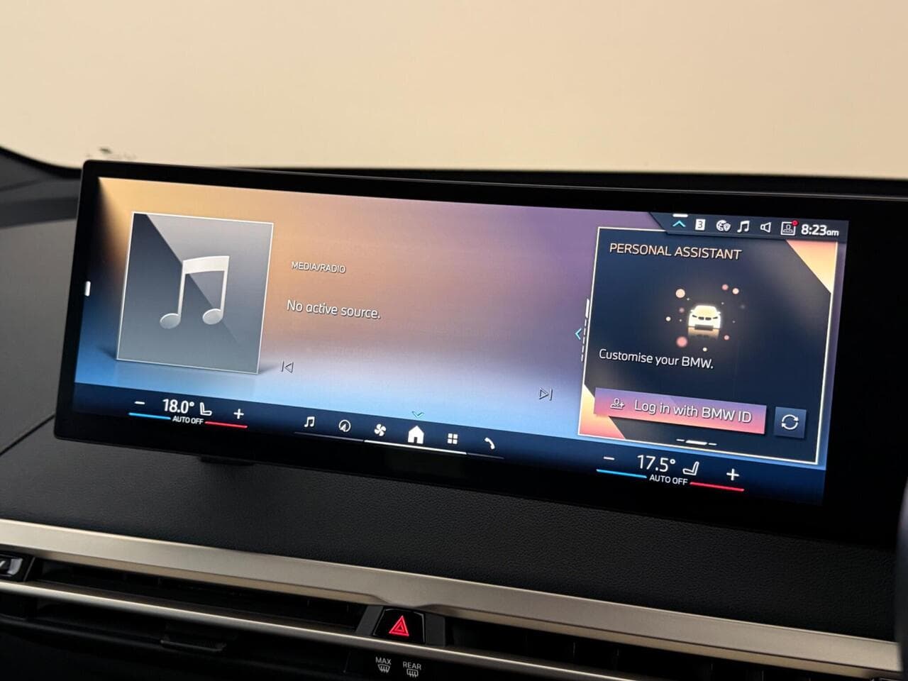 BMW iX thumbnail Infotainment System