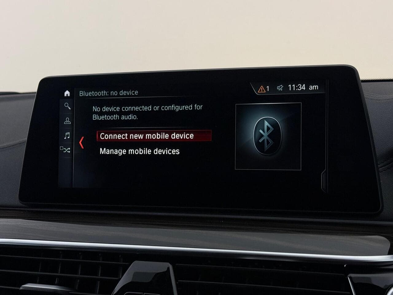 BMW 5 Series thumbnail Infotainment System