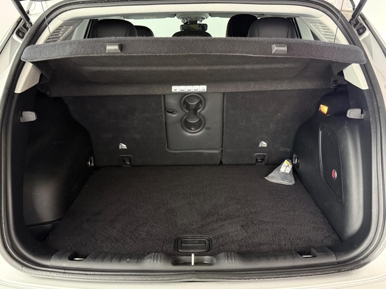 Jeep Compass thumbnail Boot