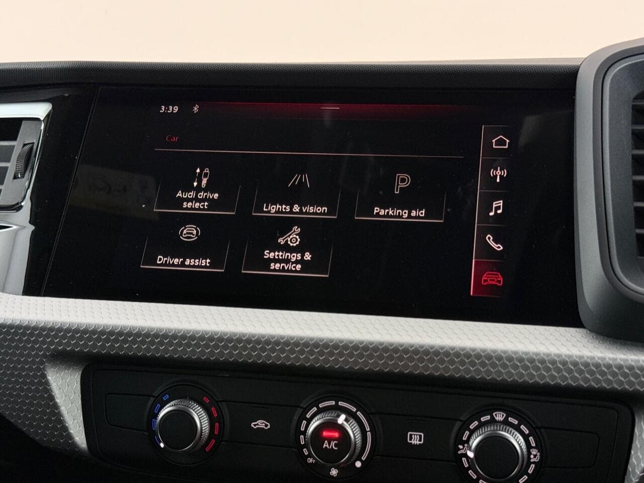 Audi A1 thumbnail Infotainment System