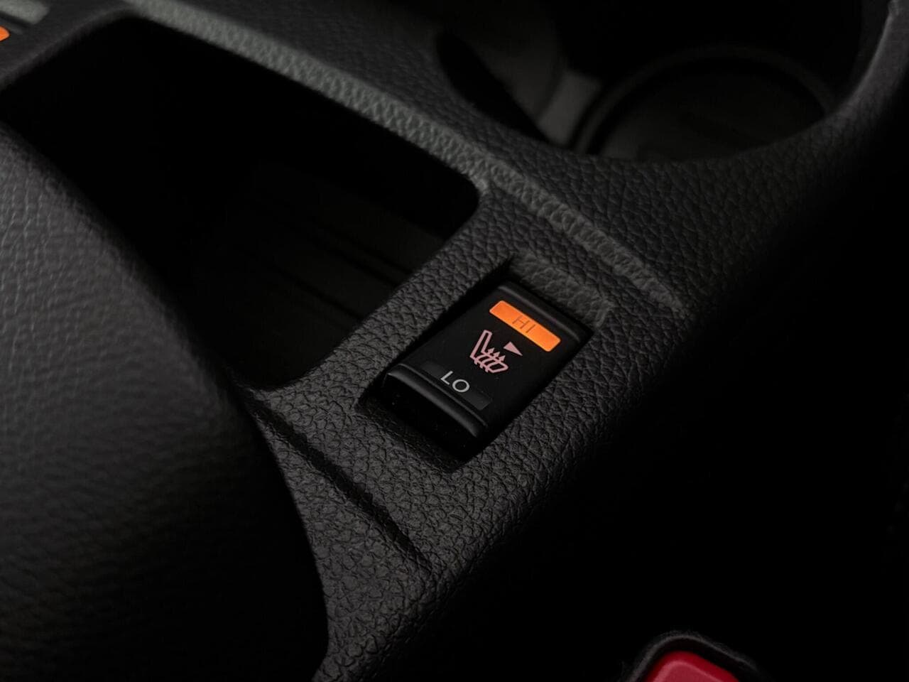 Nissan Qashqai thumbnail Misc Controls