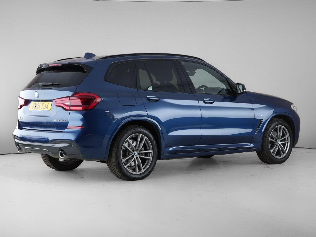 BMW X3 thumbnail Rear Right
