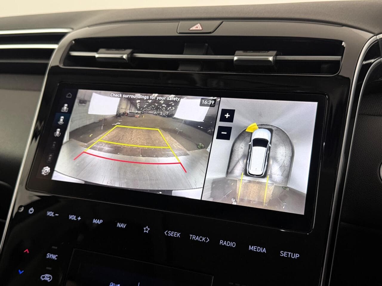 Hyundai TUCSON thumbnail Infotainment System